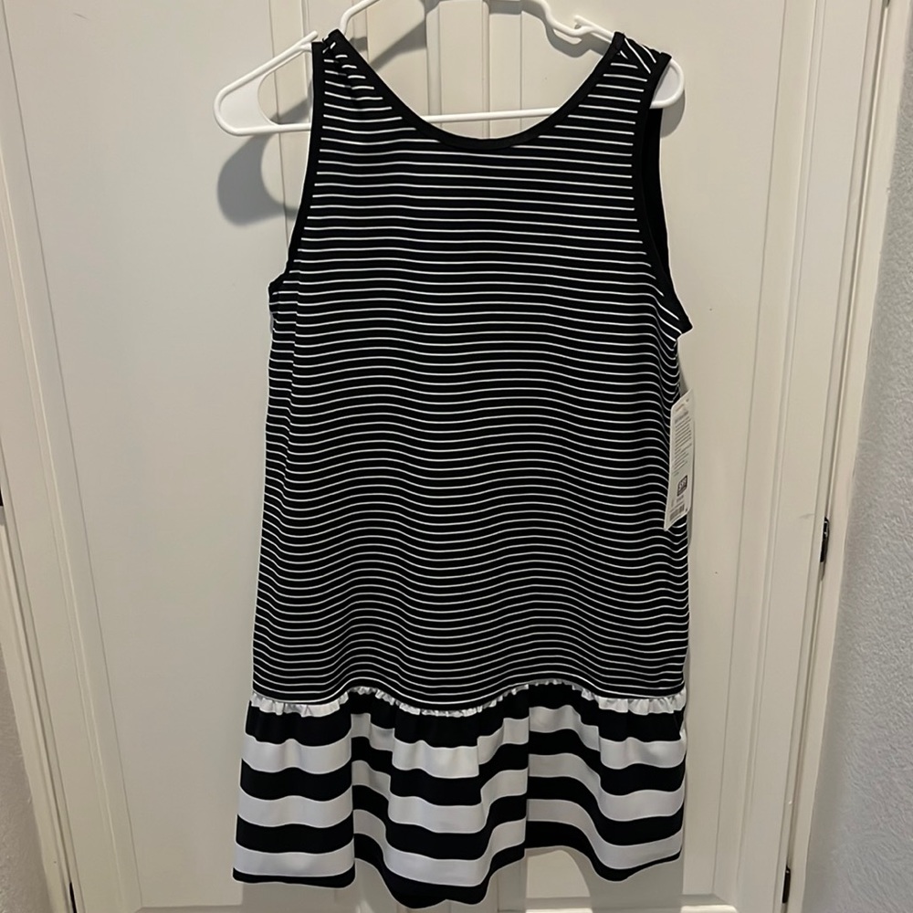 Lululemon “both ways” dress, size 10 NWT
